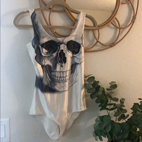 Skull print one piece - Picture 1 of 1